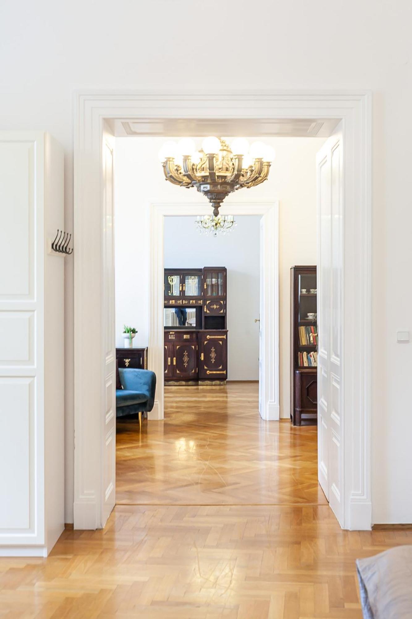 Royal Apartment By Charles Bridge View Of Saint Nicholas Church Praga Exterior foto