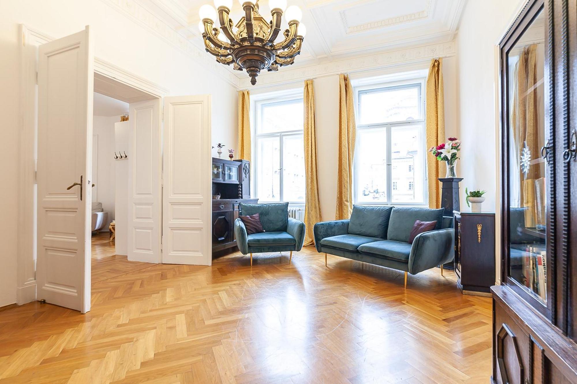 Royal Apartment By Charles Bridge View Of Saint Nicholas Church Praga Exterior foto